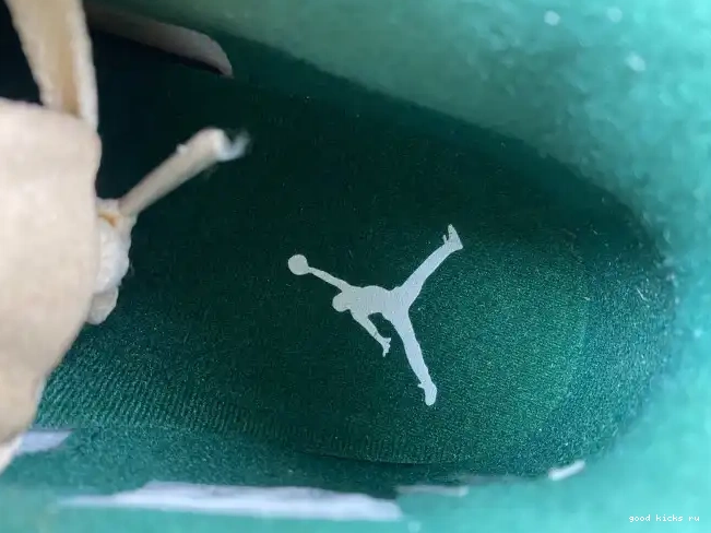 Rep CUSTOM JORDAN 